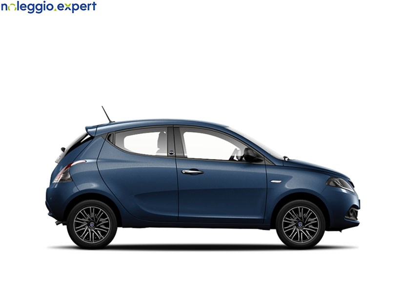 LANCIA Ypsilon 1.0 FireFly 70cv Hybrid Oro su noleggio.expert