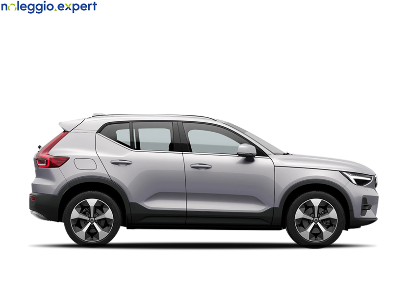 VOLVO XC40 B3 automatico Core su noleggio.expert