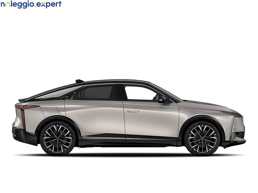 DS DS N.8 Pallas su noleggio.expert