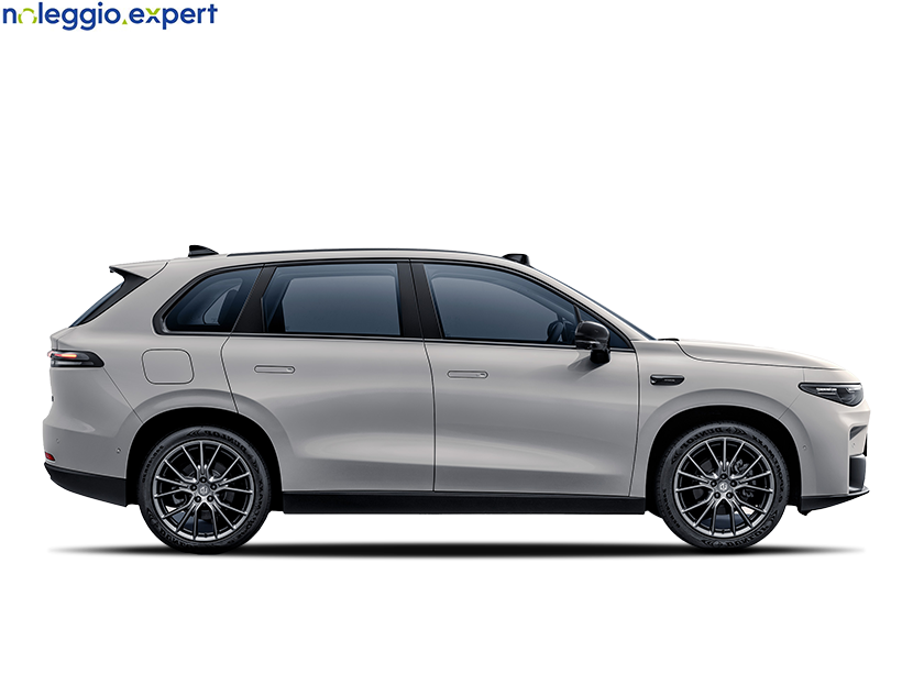 LEAPMOTOR C10 BEV 69.9KWH su noleggio.expert